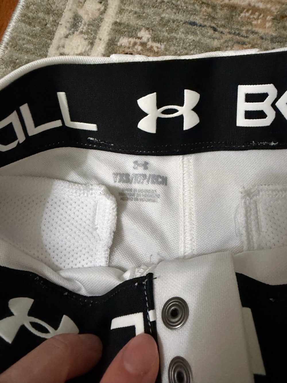 Under Armour Kids White Baseball Sweatpants with Black Logo - Picture 2 of 4